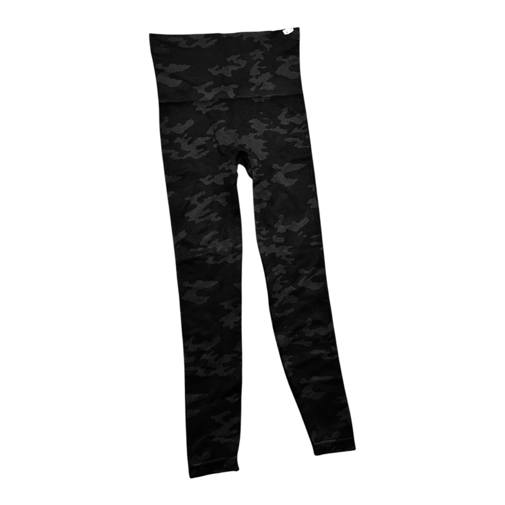 NWT Spanx Look at Me Now High Waisted Camo Leggings S and M Grey/Black Camo - Picture 3 of 9